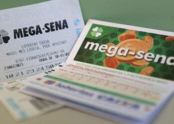Mega-Sena acumula e vai a R$ 70 milhões; confira dezenas sorteadas